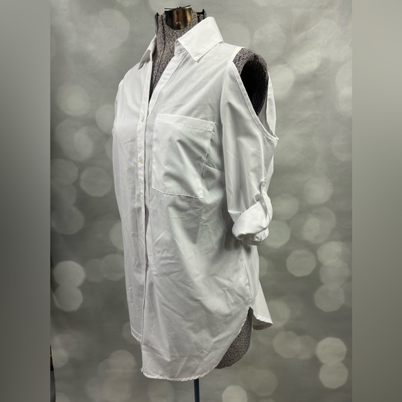 NWT‎ C est. 1946 white cold shoulder button-up blouse with tails - Picture 1 of 6